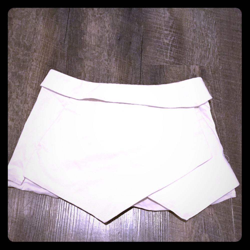 Off white skort